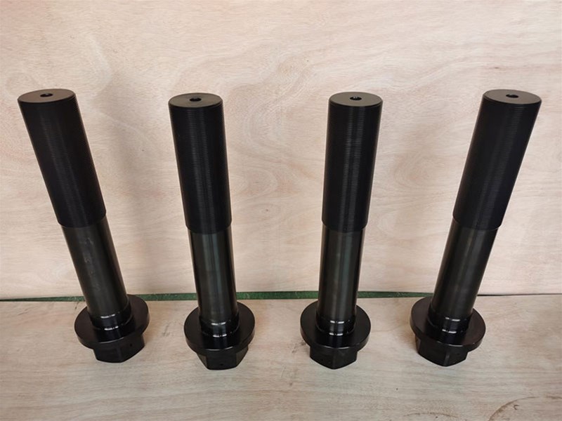 What do you need to pay attention to when replacing the Main Bearing Bolts？